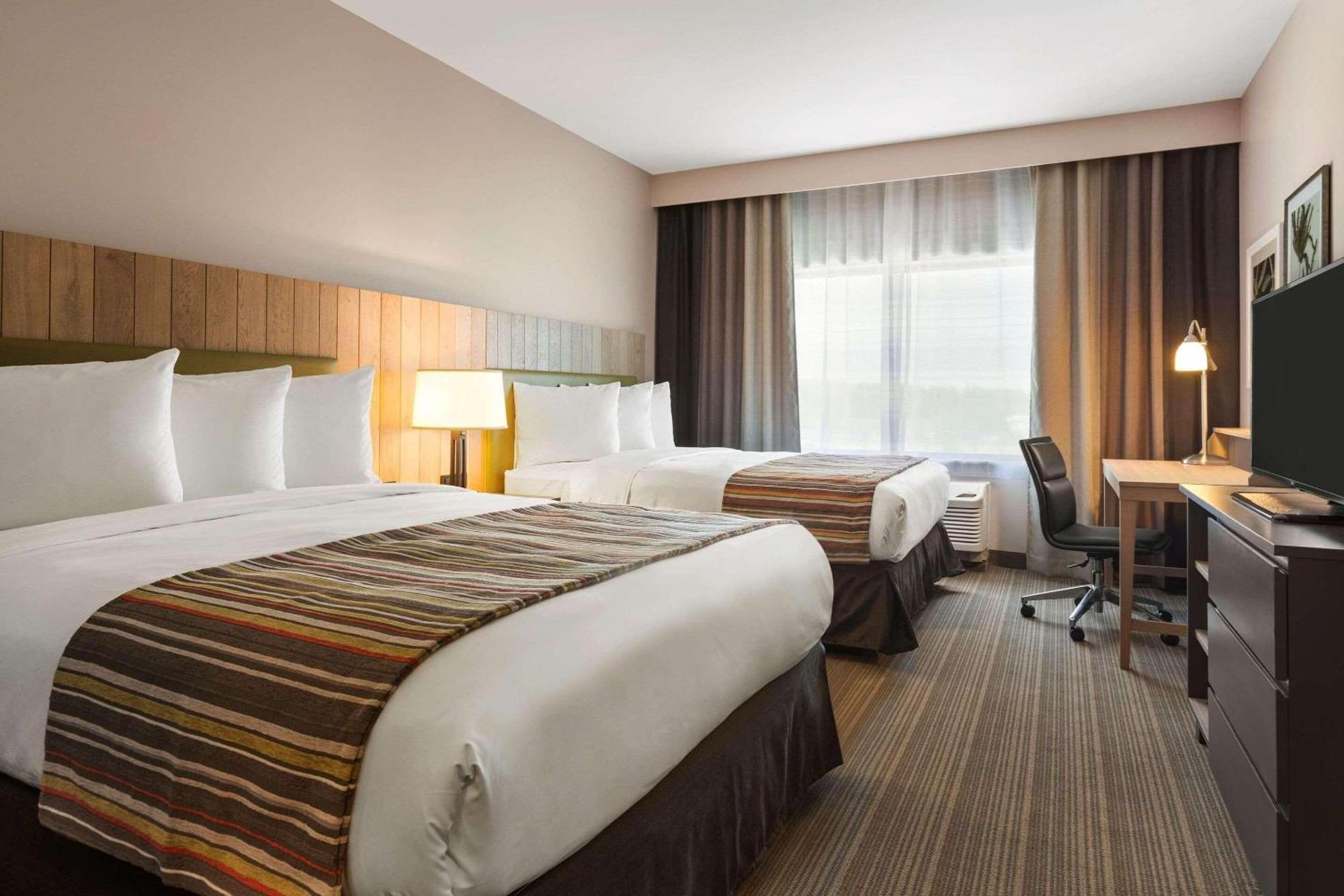 Country & By Radisson, Smithfield-selma, Nc