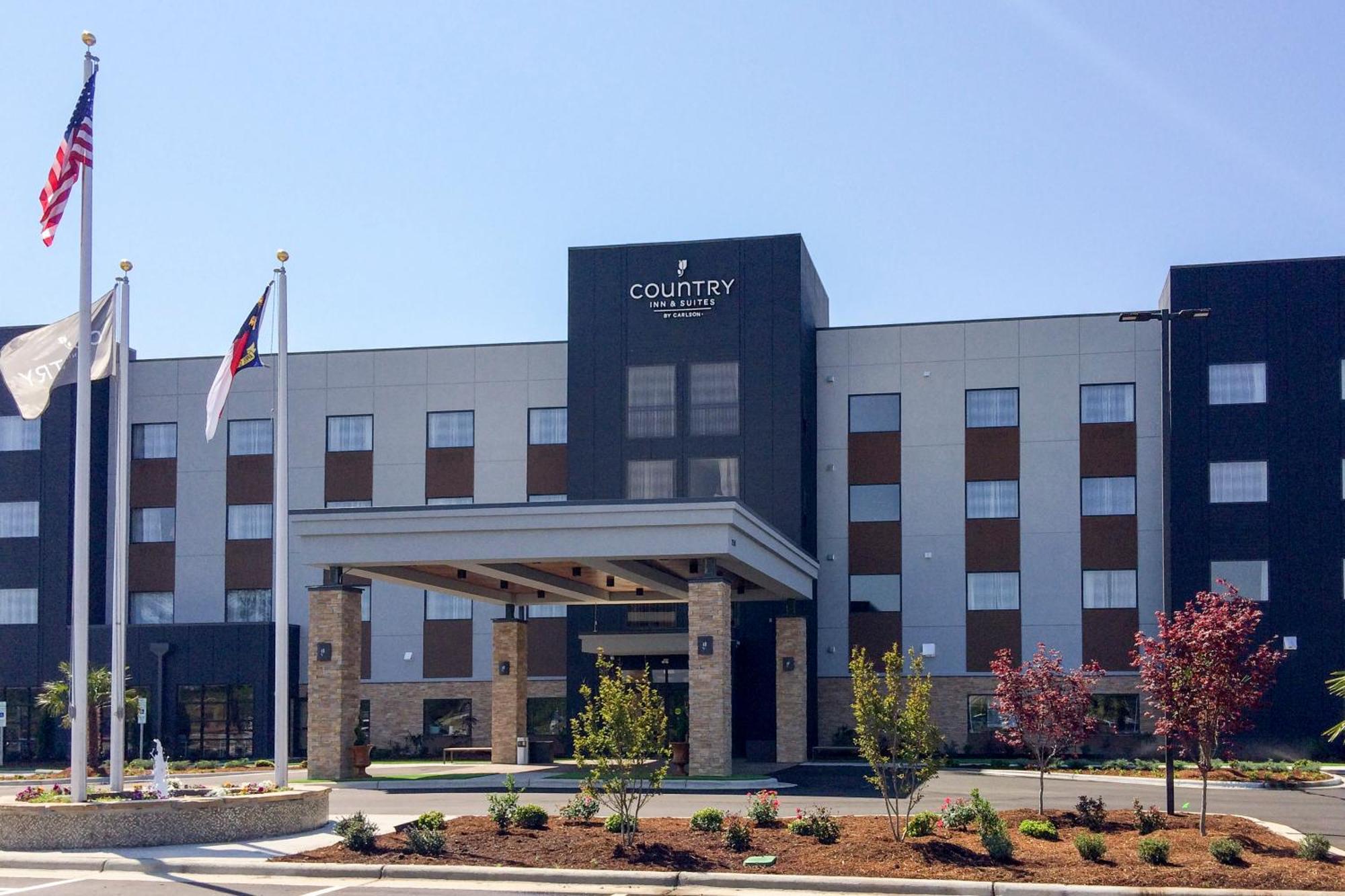 Country & By Radisson, Smithfield-selma, Nc Hotel 2*